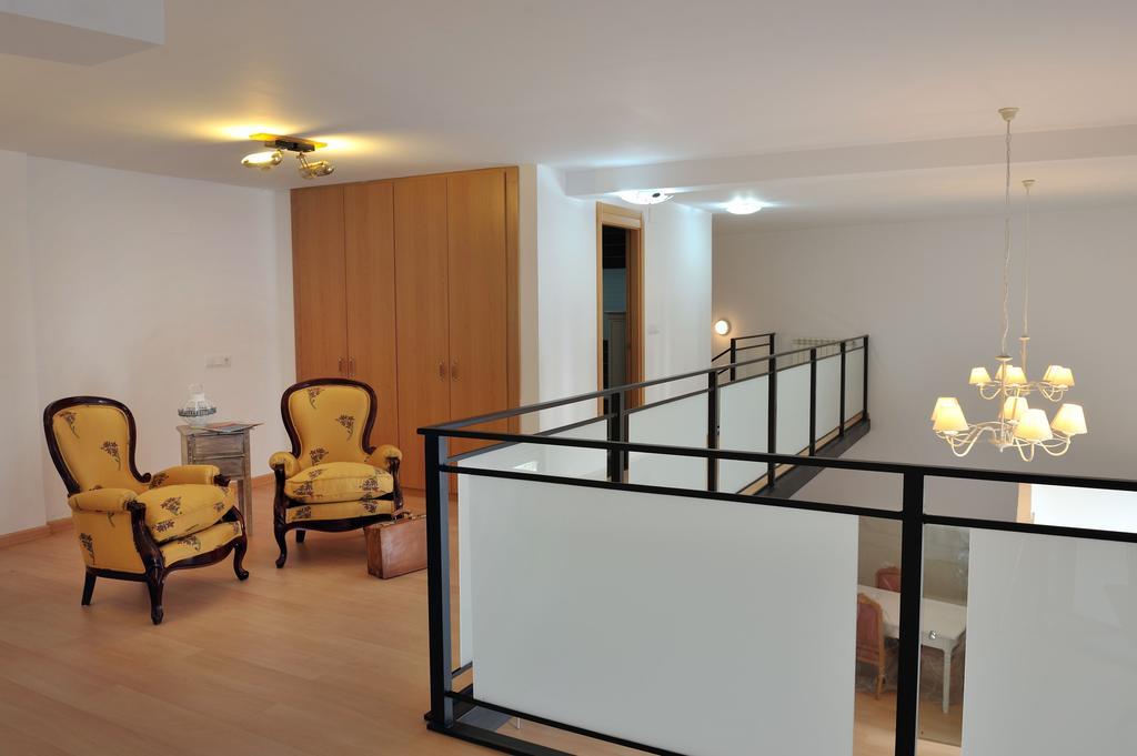 Apartamentos Virrey El Burgo De Osma Rum bild