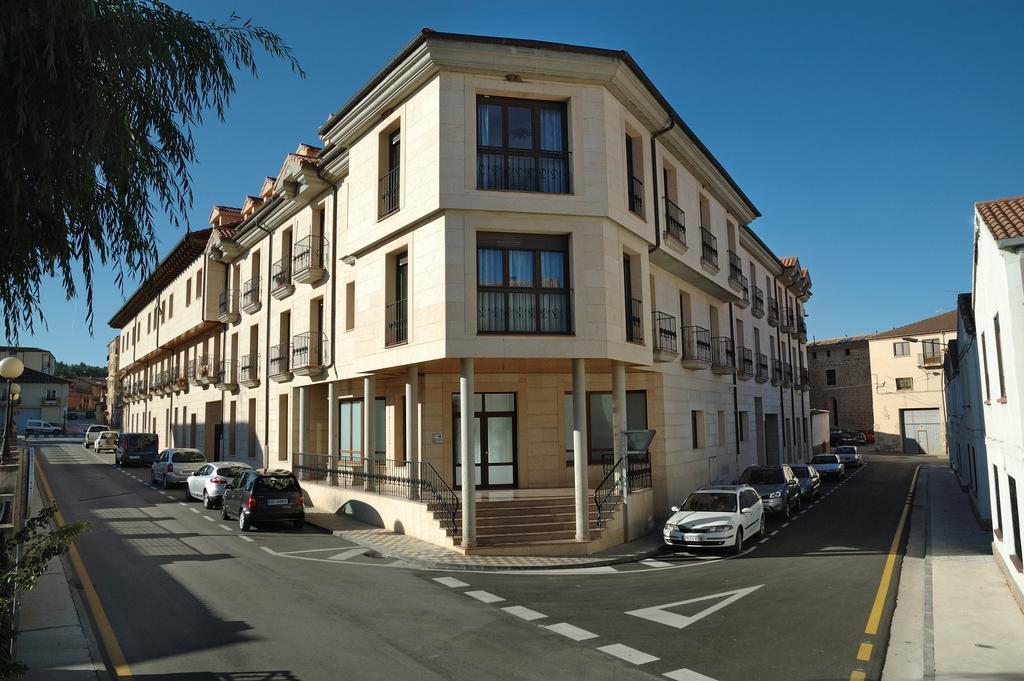 Apartamentos Virrey El Burgo De Osma Exteriör bild